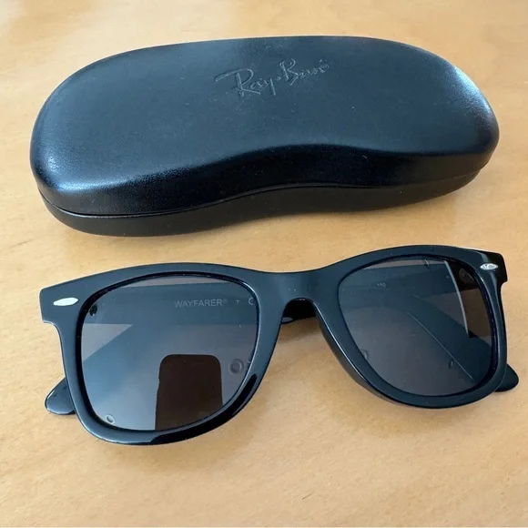 Ray-Ban Classic Black Blue Frame Wayfarer Sunglasses Read Description Frame Only ORIGINAL WAYFARER CLASSIC Sunglasses in Black and Blue  main image 2